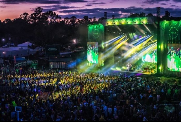 The String Cheese Incident Offer “Women of the Galaxy” Set with Guests at Hulaween