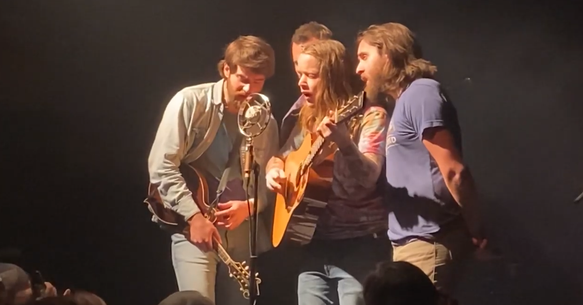 Billy Strings Closes SoldOut Brooklyn Bowl Run with Covers of Bill Monroe and Jackson Browne