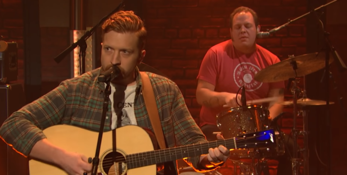 Watch: Tyler Childers Performs “Country Squire” on ‘Late Night with Seth Meyers’