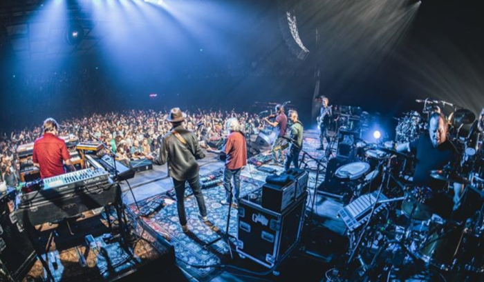 The String Cheese Incident Close 25th Anniversary Tour with Members of the Infamous Stringdusters, First “Sunny Skies” in 15+ Years