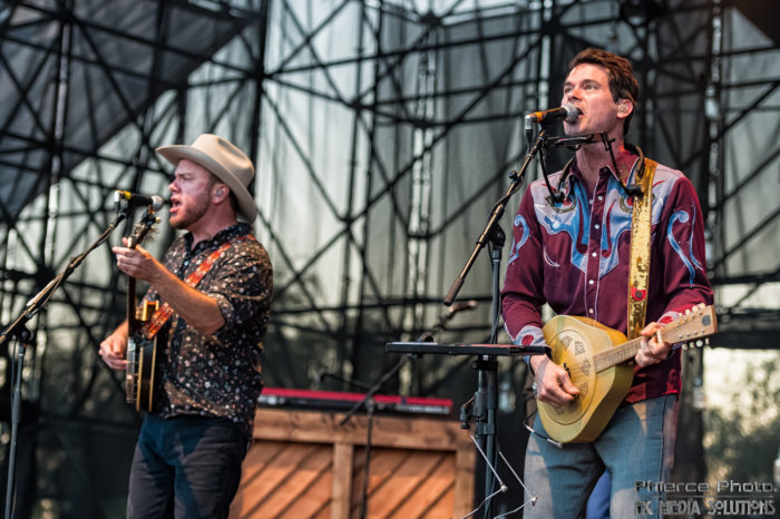 Old Crow Medicine Show Announce Departure of Founding Member Critter Fuqua