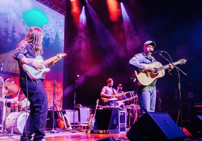 Watch Billy Strings Sit In With Tyler Childers in Nashville