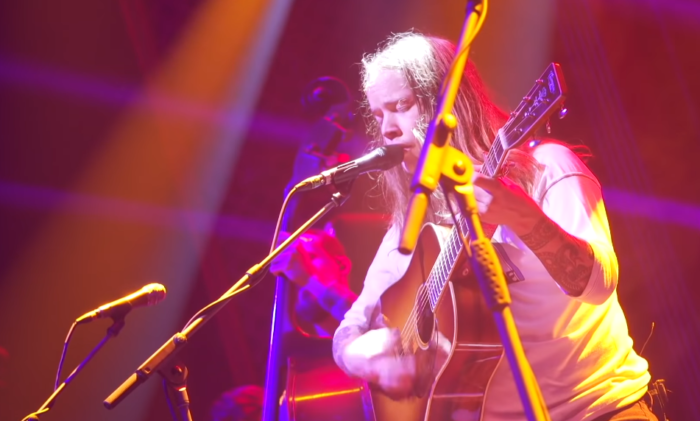 Full Show Video: Billy Strings Covers Jackson Browne, the Grateful Dead in Denver