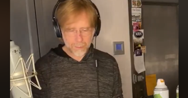 Trey Anastasio Shares New Song, “The World is My Home”