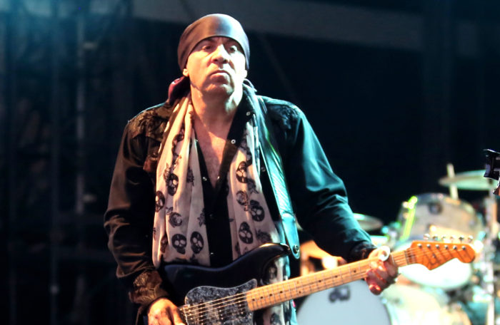 Stevie Van Zandt Organizes Nationwide Sing-Along of “Lean On Me” for ‘Worldwide Day of Gratitude’