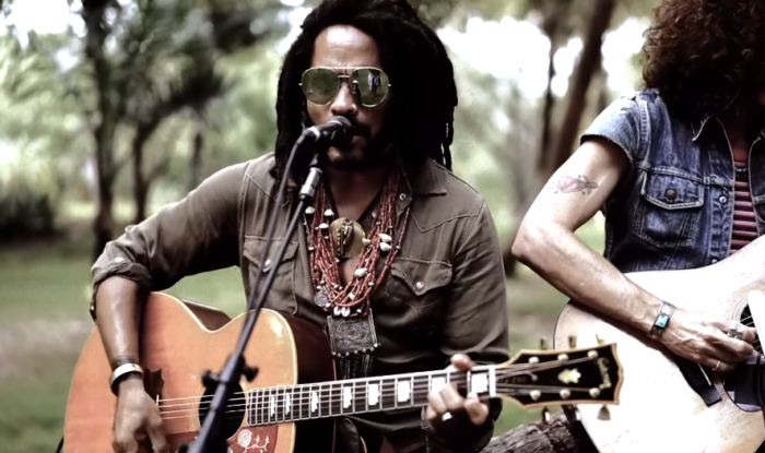 Watch Lenny Kravitz Perform a Three-Song Set in The Bahamas for His Tiny Desk (Home) Concert
