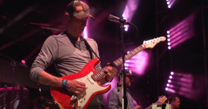 Pro-Shot Video: Umphrey’s McGee Perform “Nothing Too Fancy” > “Comma Later” > “Nothing Too Fancy” at the Atlanta Motor Speedway