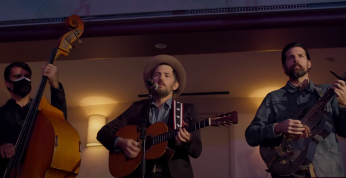Watch The Avett Brothers Perform “I Go To My Heart” on ‘The Tonight Show’
