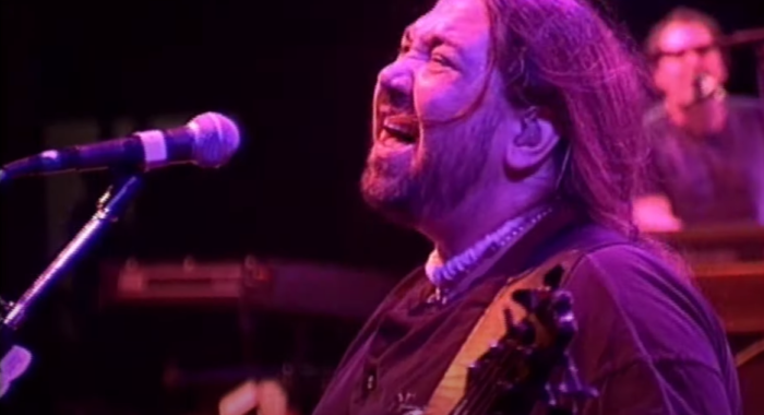 Watch: Widespread Panic Share 8/12/2000 “Imitation Leather Shoes”