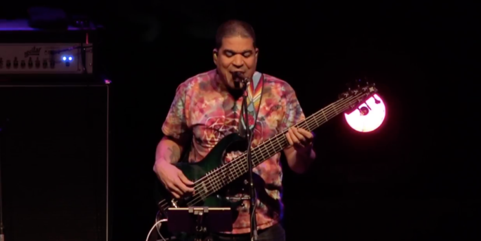 Oteil Burbridge Trio (Feat. Joey Porter) Perform “Shakedown Street,” “Eyes of the World” and More at VPAC