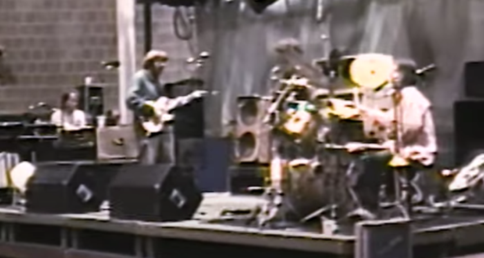 Watch Phish Perform Obscure Song “The Pendulum” at 1990 Soundcheck