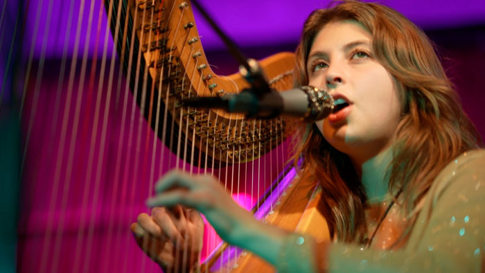 Watch Mikaela Davis Perform the Grateful Dead’s “Bird Song” at Relix Studio in NYC