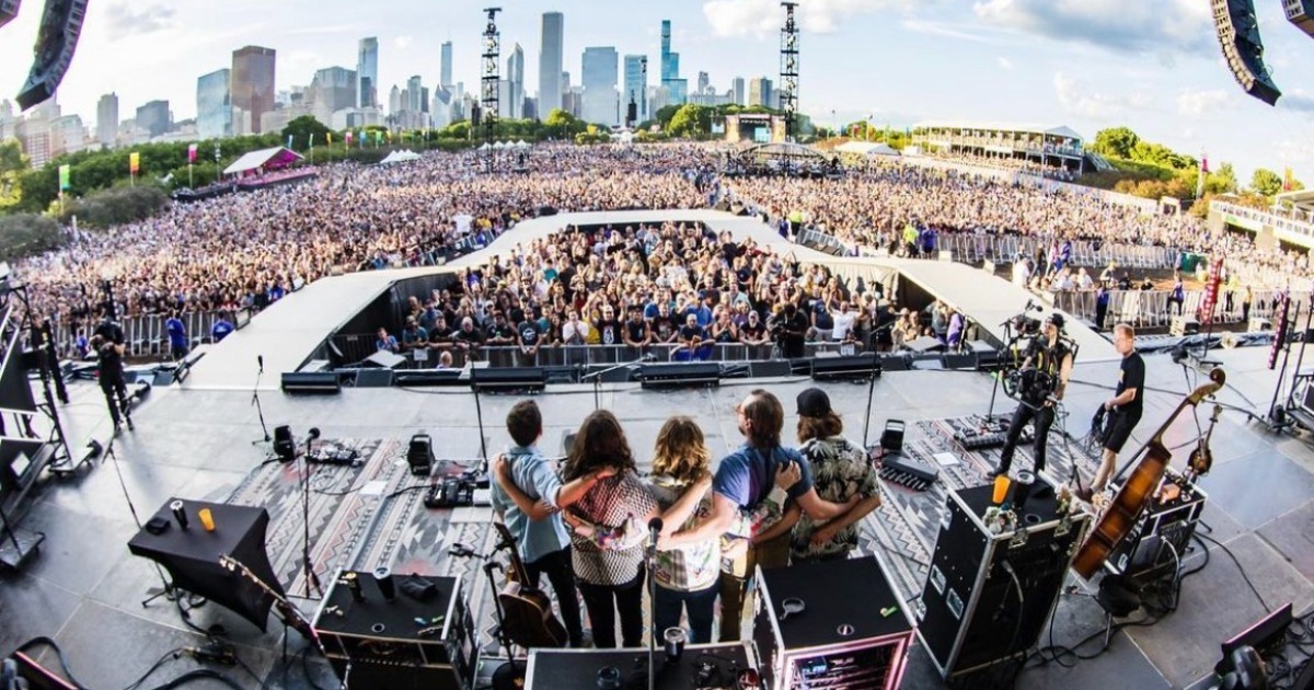 Billy Strings Performs Debut Set at Lollapalooza in Chicago