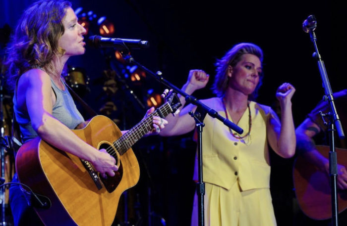 Ani DiFranco and Celisse Join Brandi Carlile During Encore in Chicago