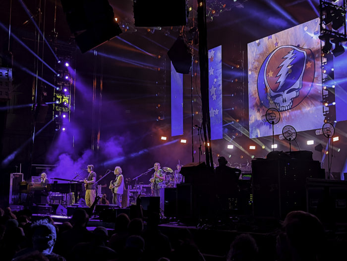 (Mis)adventures with Dead & Company
