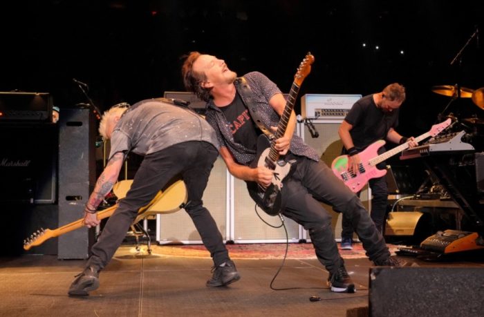 Pearl Jam Welcome Chad Smith at Madison Square Garden, Cover Neil Young’s “Rockin’ in the Free World”