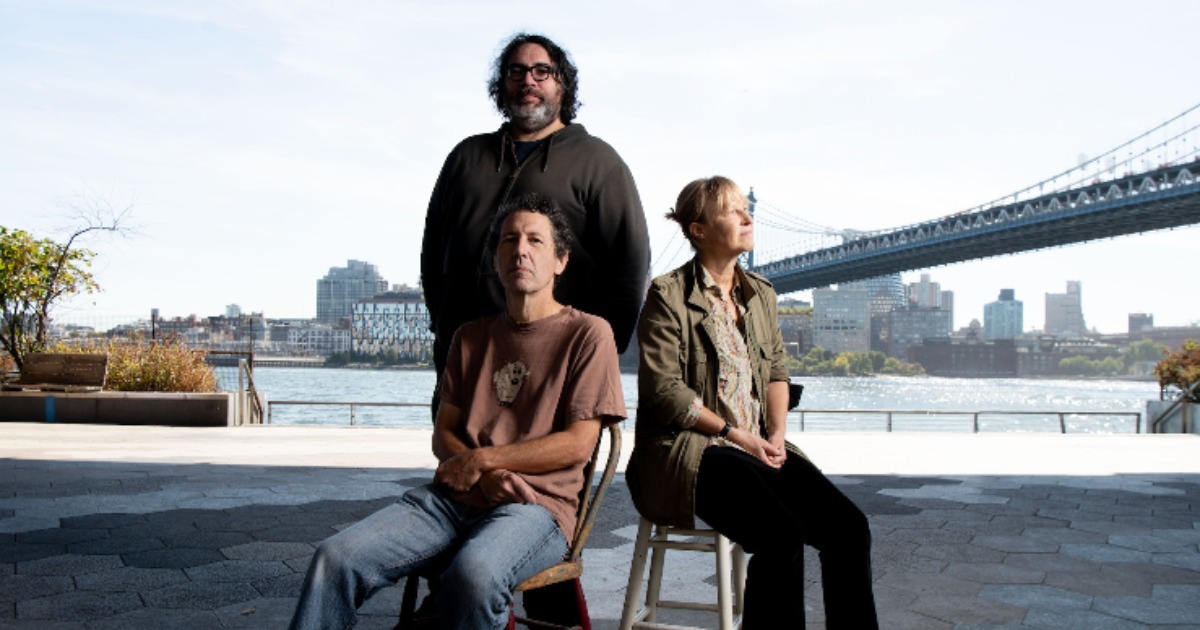 Listen Now: Yo La Tengo Share New Single "Fallout," Off Newly Announced LP 'This Stupid World' - Vimarsana News