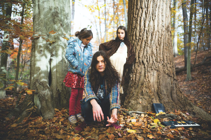 Kurt Vile Covers Bob Dylan’s “Must Be Santa” with His Daughters for Spotify’s Singles Holiday Collection