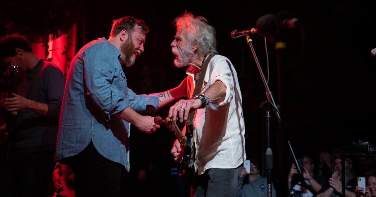 Bob Weir Surprises Joe Russo's Almost Dead During 10th-Anniversary Celebration at Brooklyn Bowl - Vimarsana News