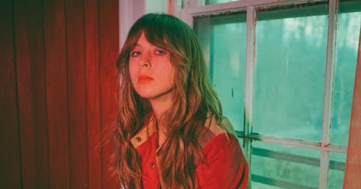 Watch Now: Mikaela Davis Releases Visual Equalizer for "Far From You," Announces Forthcoming Album 'And Southern Star' - Vimarsana News