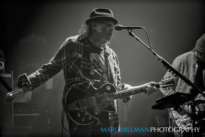 Neil Young Adds Nils Lofgren to Tonight’s Benefit Concert at The Roxy in Los Angeles