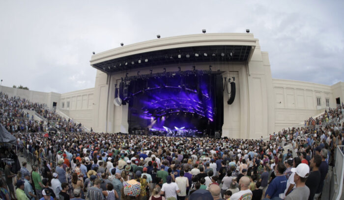 Phish Round Out Tour Opener in Huntsville with “Ether Edge” Debut