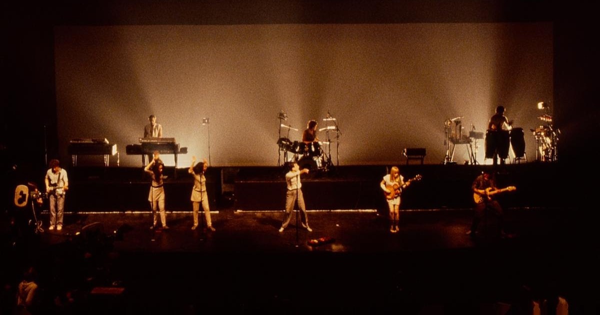 Listen: Talking Heads Preview 'Stop Making Sense' Deluxe Set With Previously Unreleased "Cities" - Vimarsana News