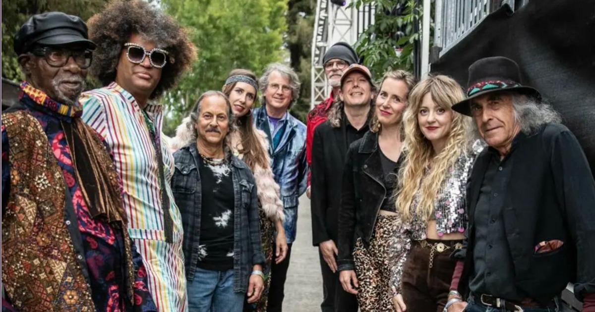 Listen: Moonalice Embrace Aging on Stripped-Down Acoustic "Old & Proud" - Vimarsana News