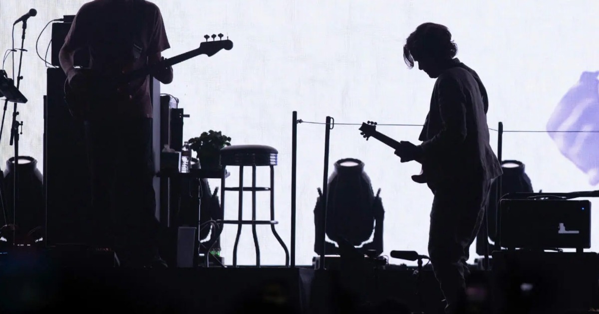 John Mayer Expands Solo Tour, Adds New Year's Eve Residency at