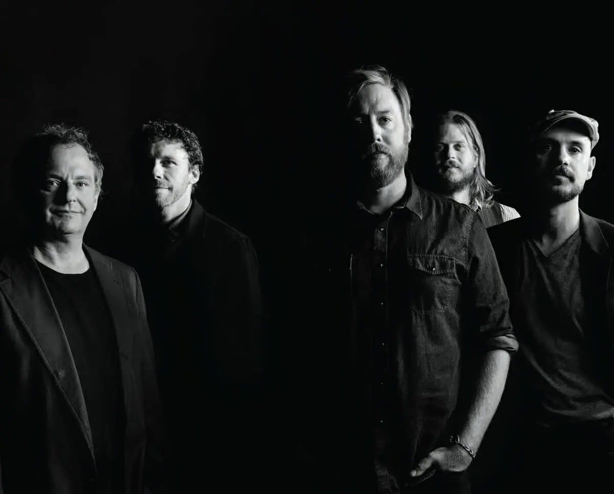 img-blur-shadow