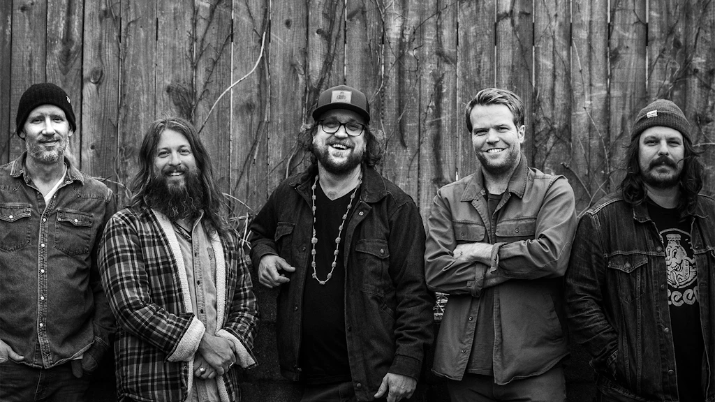 Greensky Bluegrass Cover Mariah Carey in Michigan - Vimarsana News