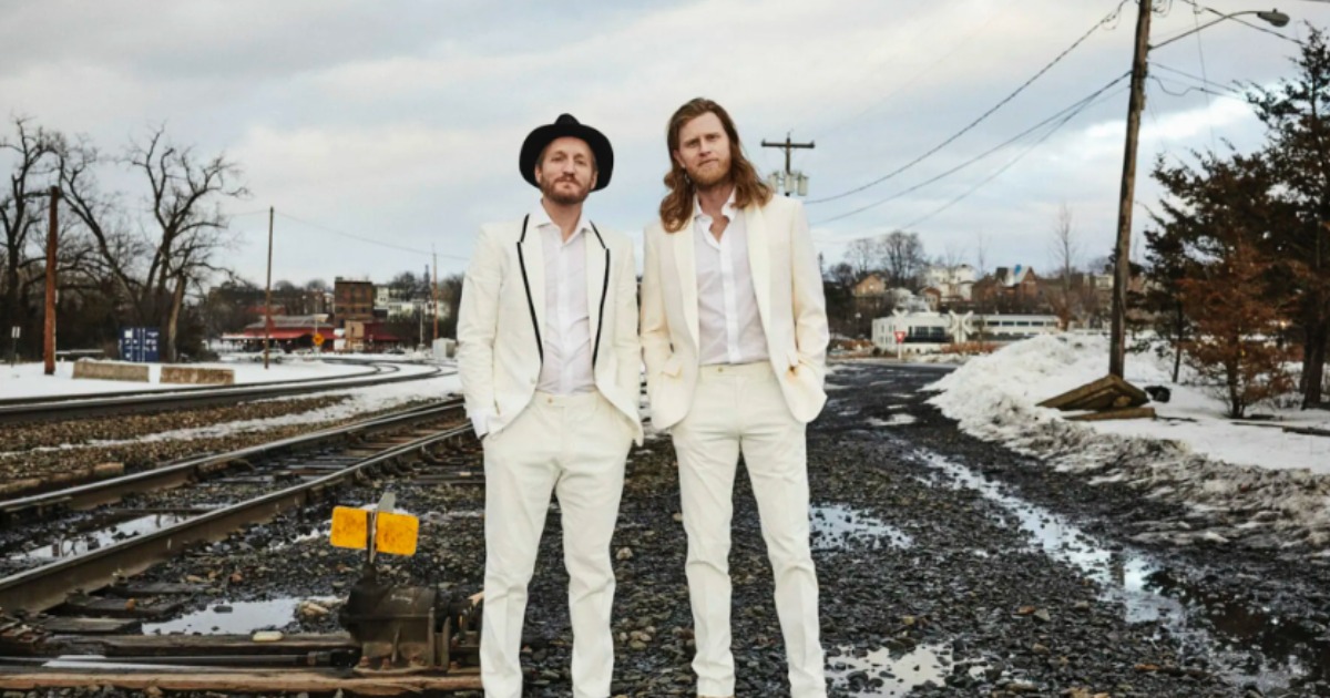 Watch: The Lumineers Share Haunting Holiday Cover to Benefit Backline - Vimarsana News