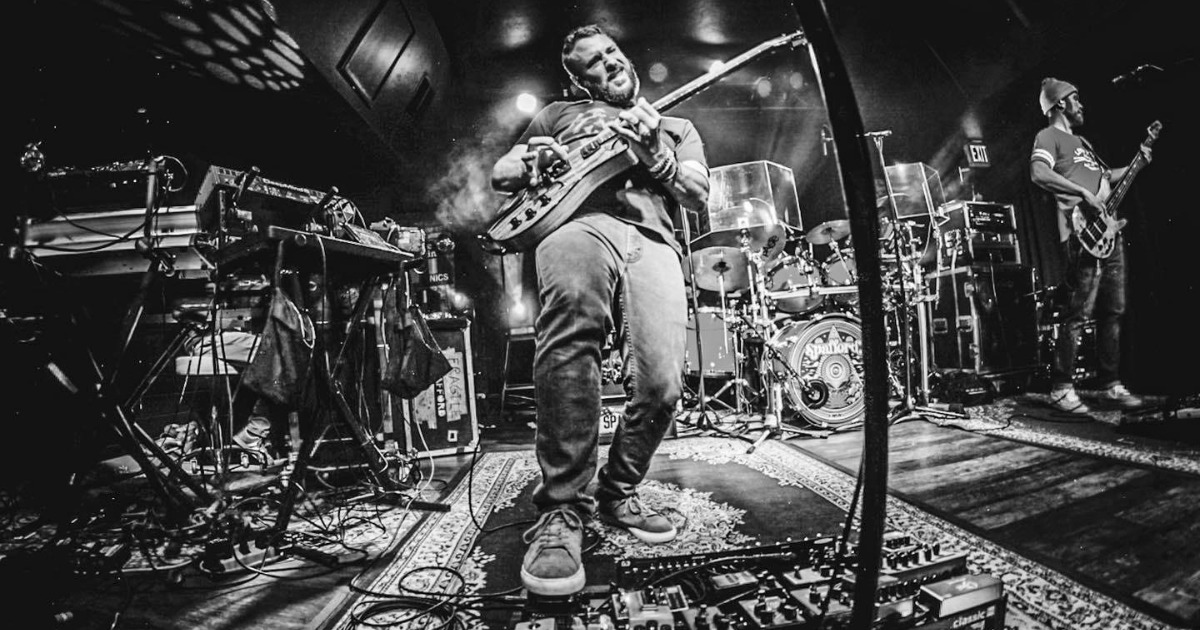 Spafford Welcome Joel Cummins of Umphree's McGee for a Sit-in in Colorado - Vimarsana News