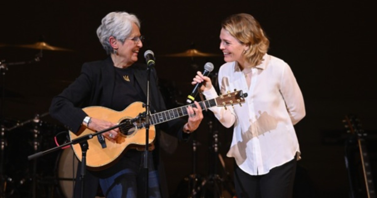 Tibet House Stages 37th Annual Benefit Concert with Joan Baez, Maggie Rogers, Philip Glass Ensemble and More - Vimarsana News