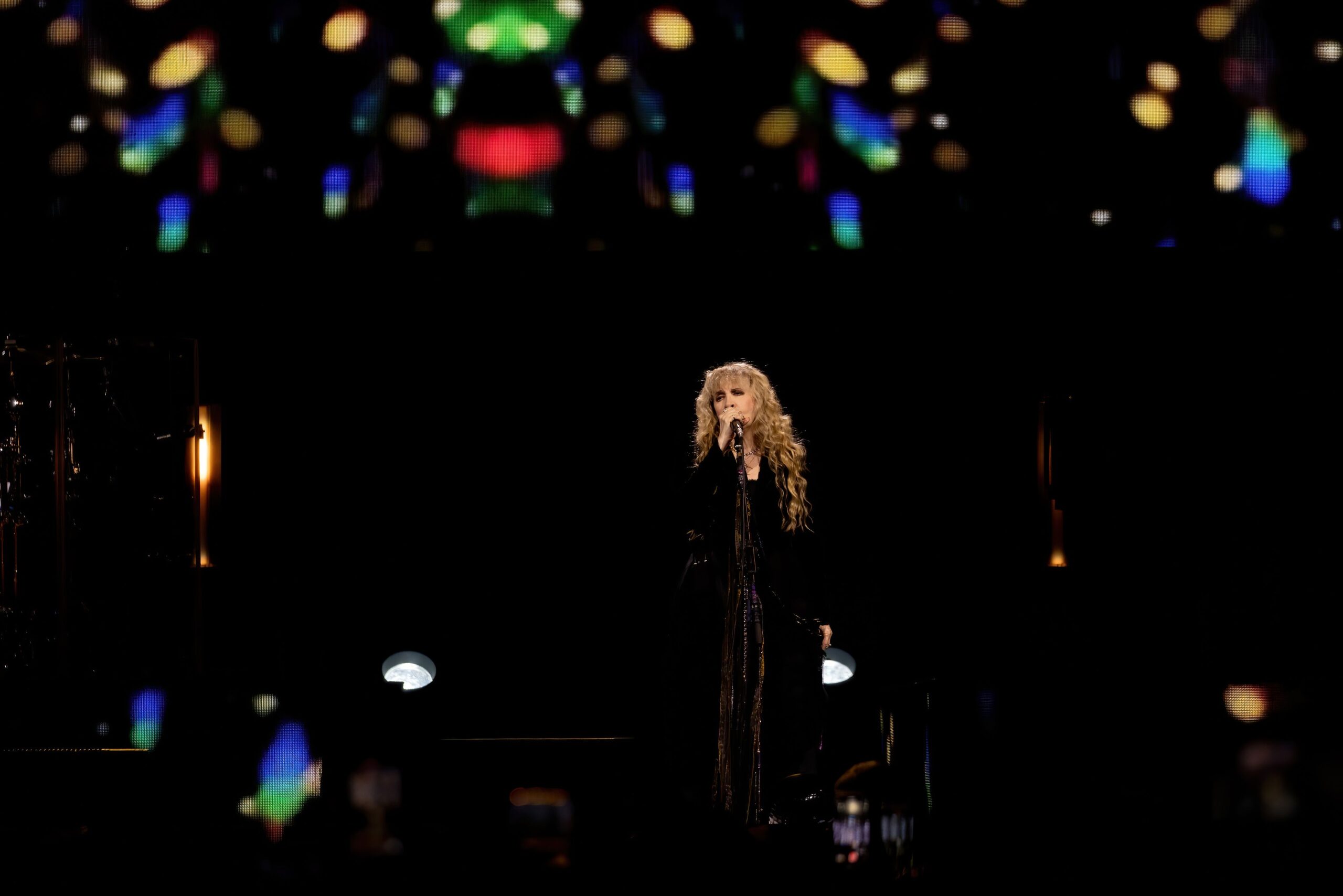 Stevie Nicks Presents Special Valentine's Day Concert in Elmont, N.Y. - Vimarsana News