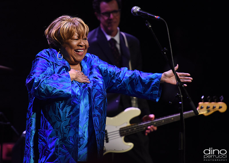 Mavis Staples teams up with Jeff Tweedy on 'Colbert' to celebrate 60 years of Chicago's 'Freedom Highway'