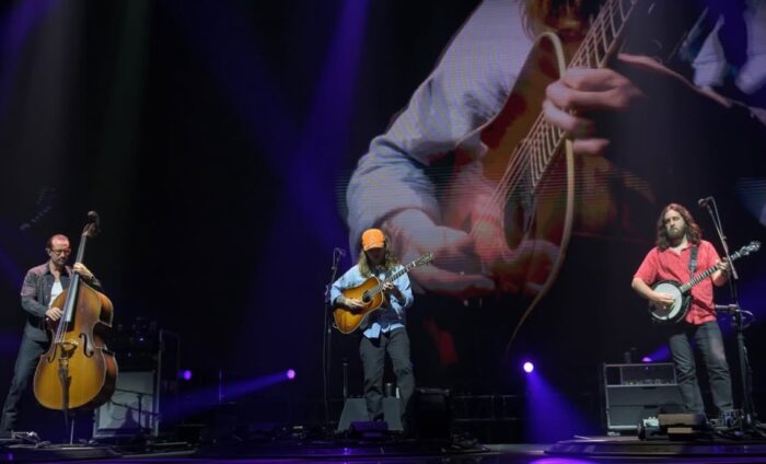 Billy Strings Busts Out Bob Dylan’s “Tangled Up in Blue,” Offers Peach State Nods with Widespread Panic Cover and “My Little Georgia Rose” Finale