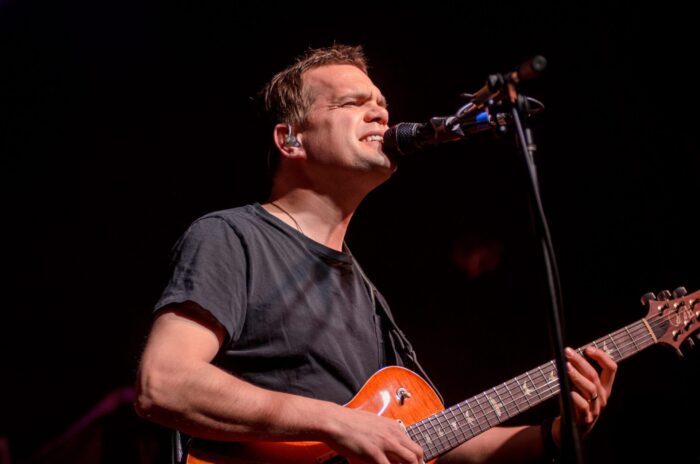 Umphrey’s McGee Cover Kiss, Limp Bizkit, The O’Jays and D’Angelo In Memoriam Umphrey’s McGee Cover Kiss, Limp Bizkit, The O’Jays and D’Angelo In Memoriam