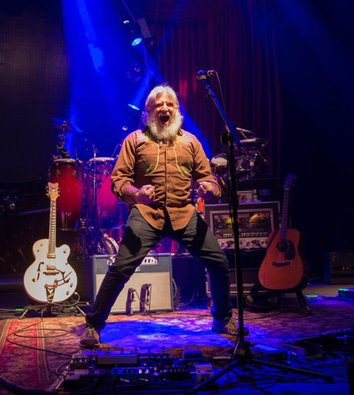 The String Cheese Incident Pull Together Debuts and Revived Covers During “Club Transylvania” Set at Hulaween