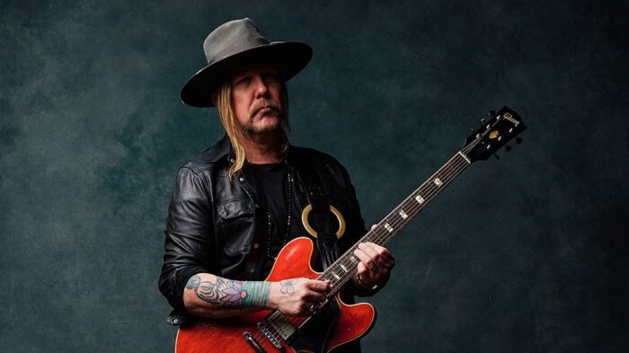 Devon Allman Plays Jimi Hendrix’s Woodstock-Used Fender Stratocaster in Tokyo, Drops 20 Years Strong Tour Dates