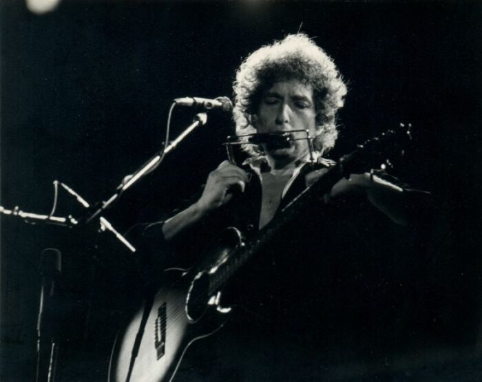Bob Dylan Revives “I Shall Be Released” for First Time Since 2008