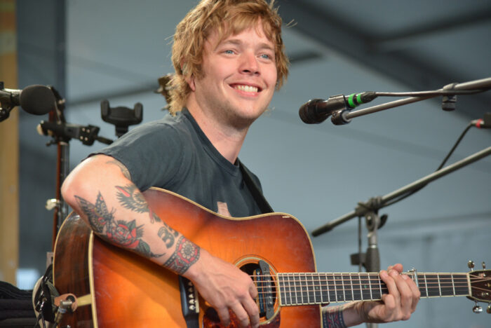 Billy Strings Records ‘Jackass’ Staple