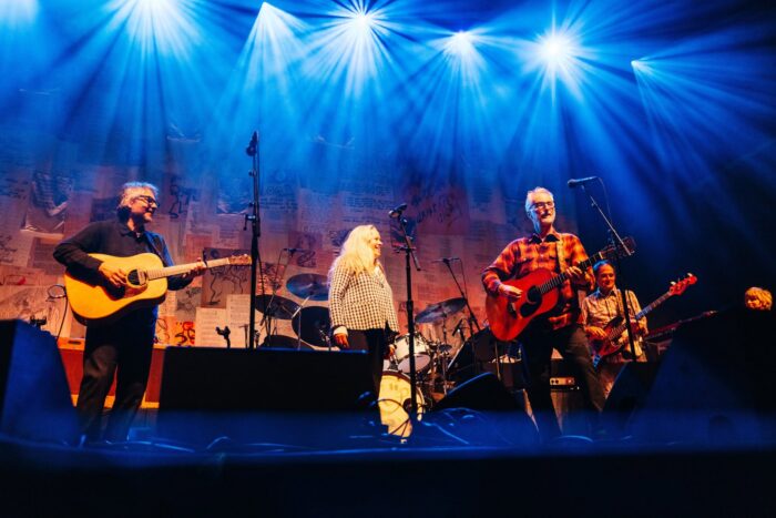 Watch: Wilco Perform ‘Mermaid Avenue’ Tunes with Billy Bragg, Reunite with a Former Member at Solid Sound