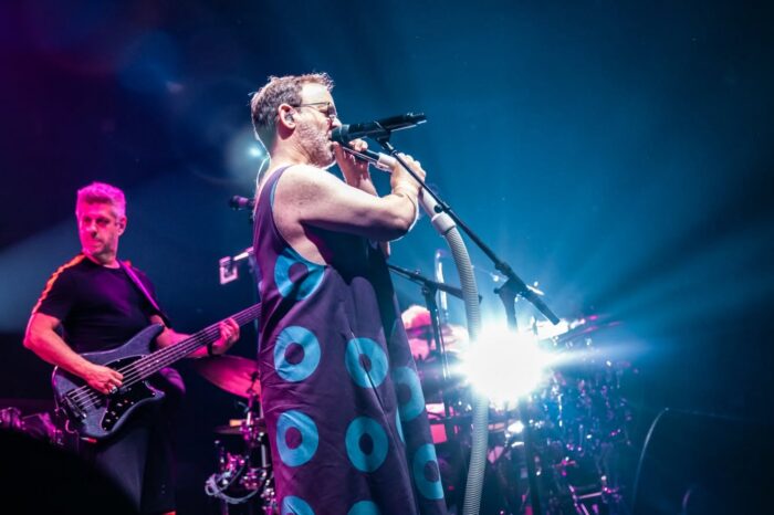 An Epic “Tweezer” Marks Phish’s Return to 1994