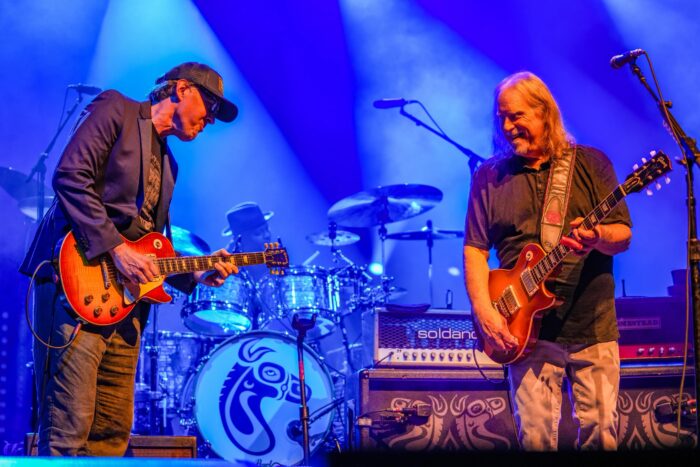 Joe Bonamassa and Gov’t Mule Swap Sit Ins