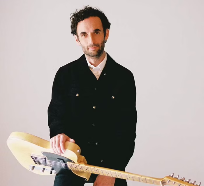 Julian Lage Rejoins Bob Dylan’s Band (Again)