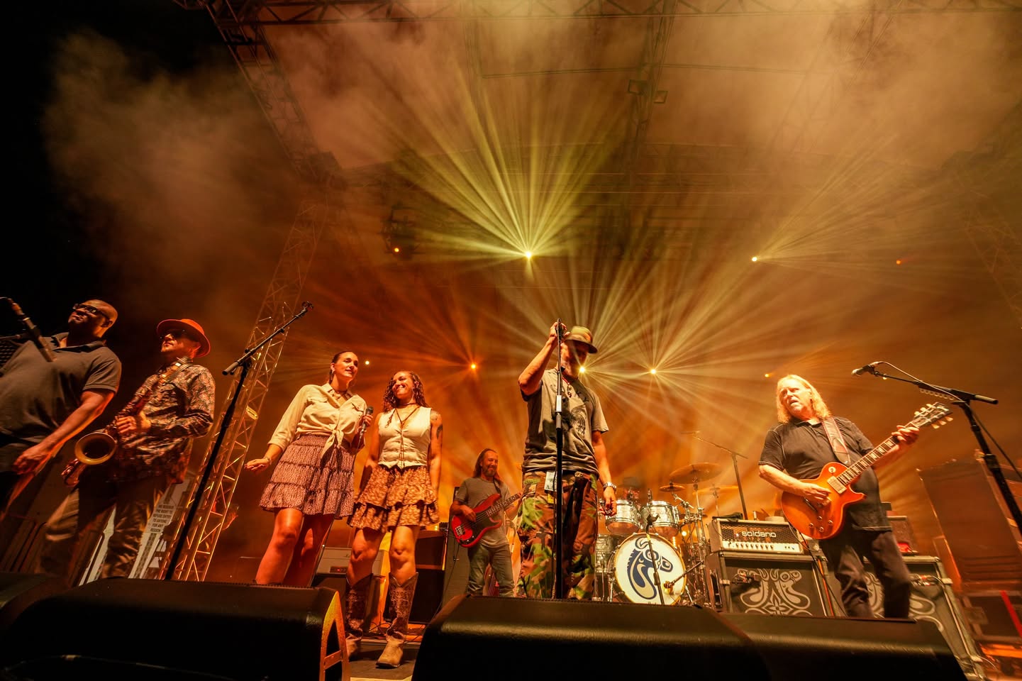 Gov’t Mule Welcome JJ Grey & Mofro for Van Morrison Tribute