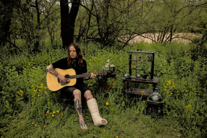 Billy Strings Shares New Song: “10,000 Miles From a Friend”