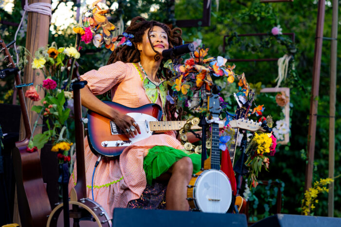 Third Annual Evanston Folk Festival Presents Trampled by Turtles, The Indigo Girls, Valerie June, Sierra Hull and More (Recap and Gallery)