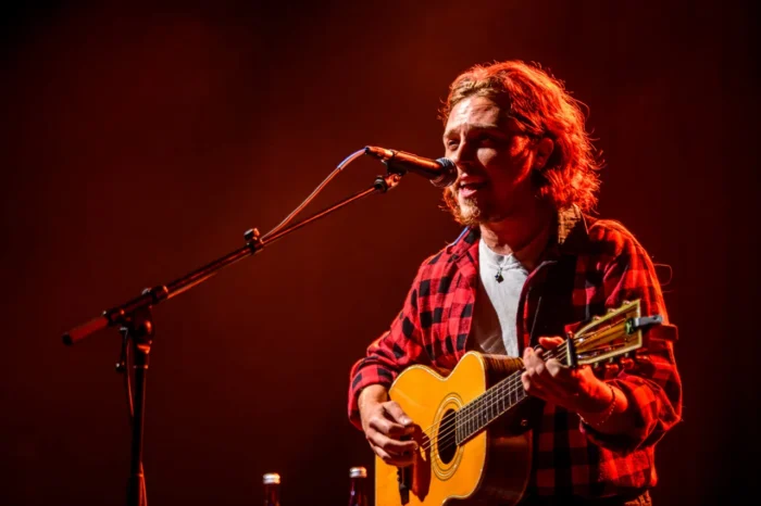 Daniel Donato Announces First-Ever Acoustic Tour with Special Guests Including Anders Beck, Aron Magner and Jeff Sipe